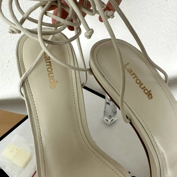 Larroude Gloria Heel in Ivory Size 7 - Picture 7 of 11